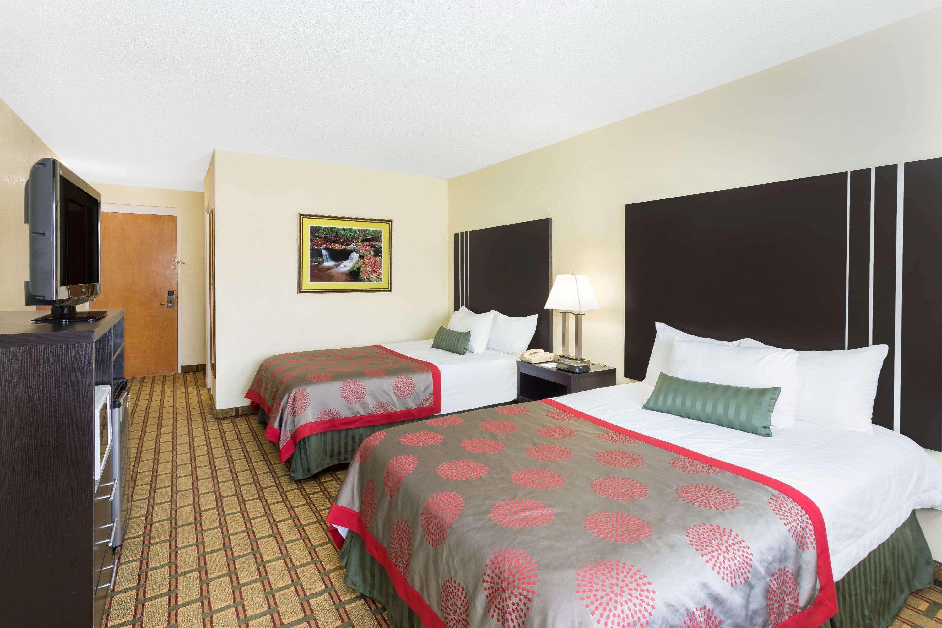 Ramada By Wyndham Asheville Southeast Dış mekan fotoğraf