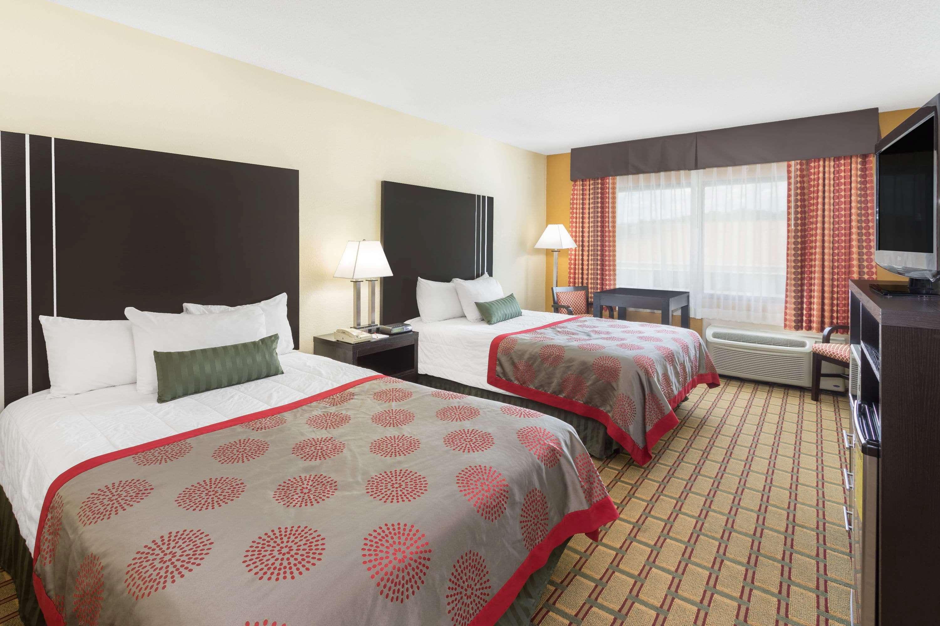 Ramada By Wyndham Asheville Southeast Dış mekan fotoğraf