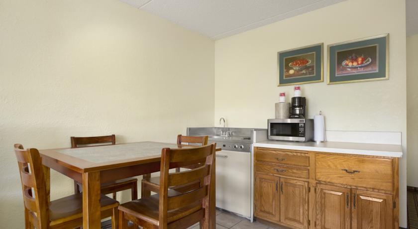 Ramada By Wyndham Asheville Southeast Dış mekan fotoğraf