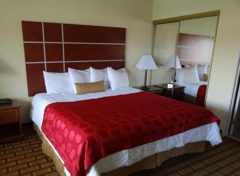 Ramada By Wyndham Asheville Southeast Dış mekan fotoğraf