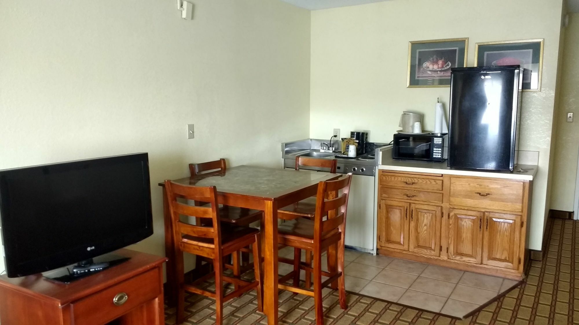 Ramada By Wyndham Asheville Southeast Dış mekan fotoğraf