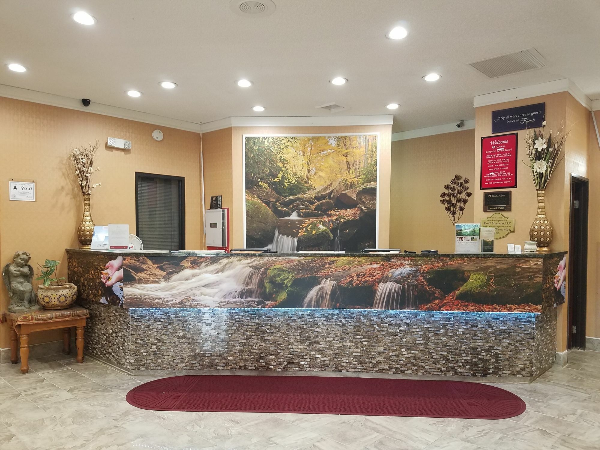 Ramada By Wyndham Asheville Southeast Dış mekan fotoğraf