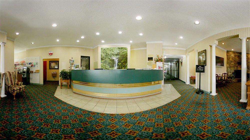 Ramada By Wyndham Asheville Southeast Dış mekan fotoğraf